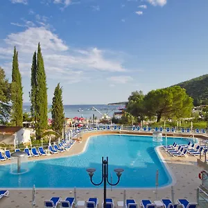 **** Отель Maslinica Mimosa Lido Palace Хорватия